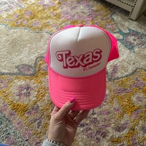 Women’s Texas Barbie trucker pink hat